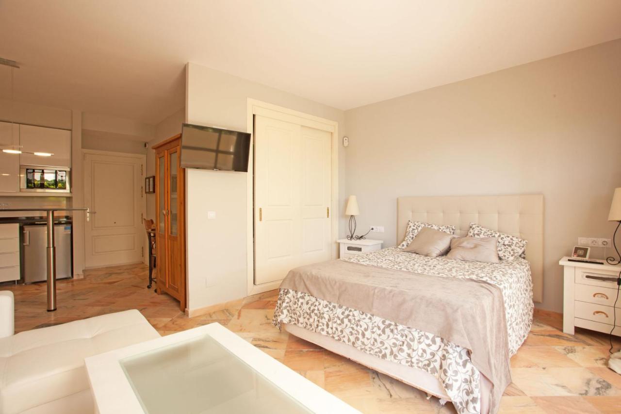 Varios Apartamentos Romana Playa Elviria Marbella Eksteriør bilde