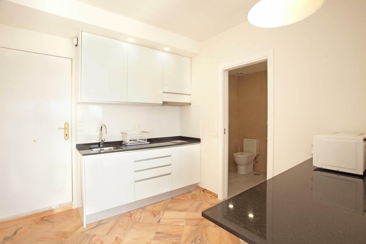 Varios Apartamentos Romana Playa Elviria Marbella Eksteriør bilde